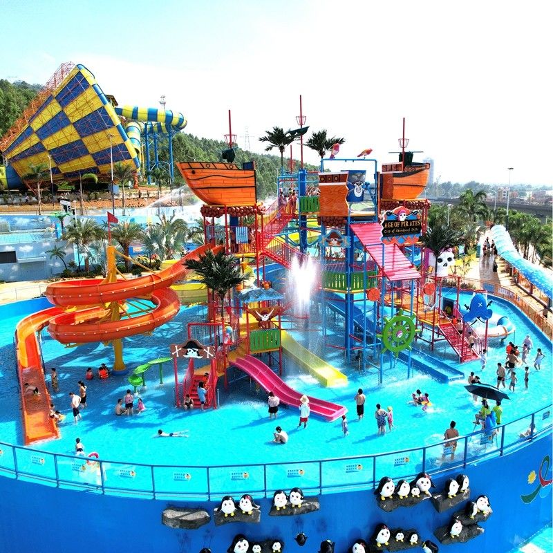 Centro giochi d'acqua per navi pirata di dimensioni maggiori 31*26m con scivoli per spruzzi d'acqua