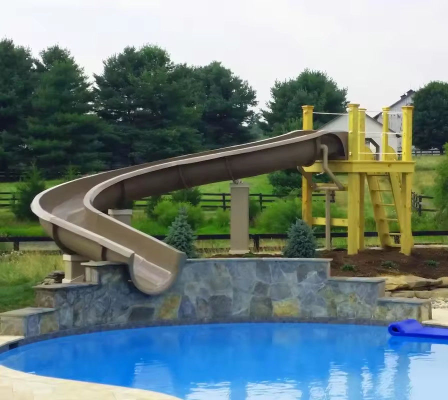 Facile assemblaggio Curve Kids Water Slide Indoor Outdoor Fun per 4 bambini Colori vivaci