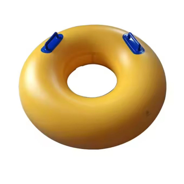 Alta resistenza accessori gonfiabili per parchi acquatici colore personalizzato