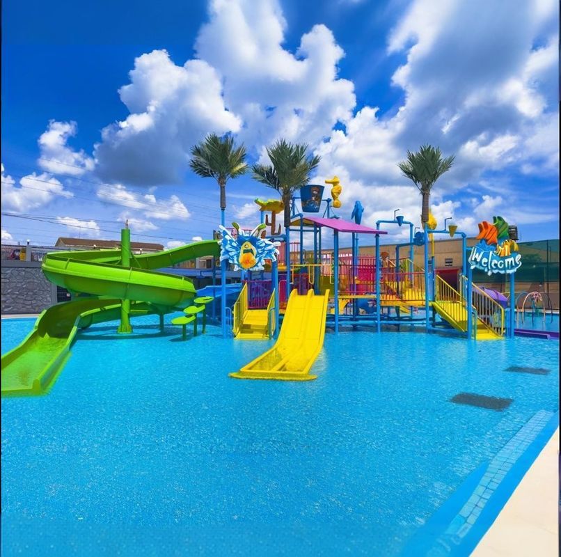 Personalizzazione su richiesta attrezzature interattive per giochi d'acqua tipo di lavoro con pompe per l'acqua