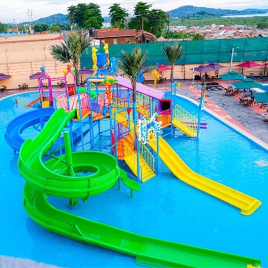 Personalizzazione su richiesta attrezzature interattive per giochi d'acqua tipo di lavoro con pompe per l'acqua